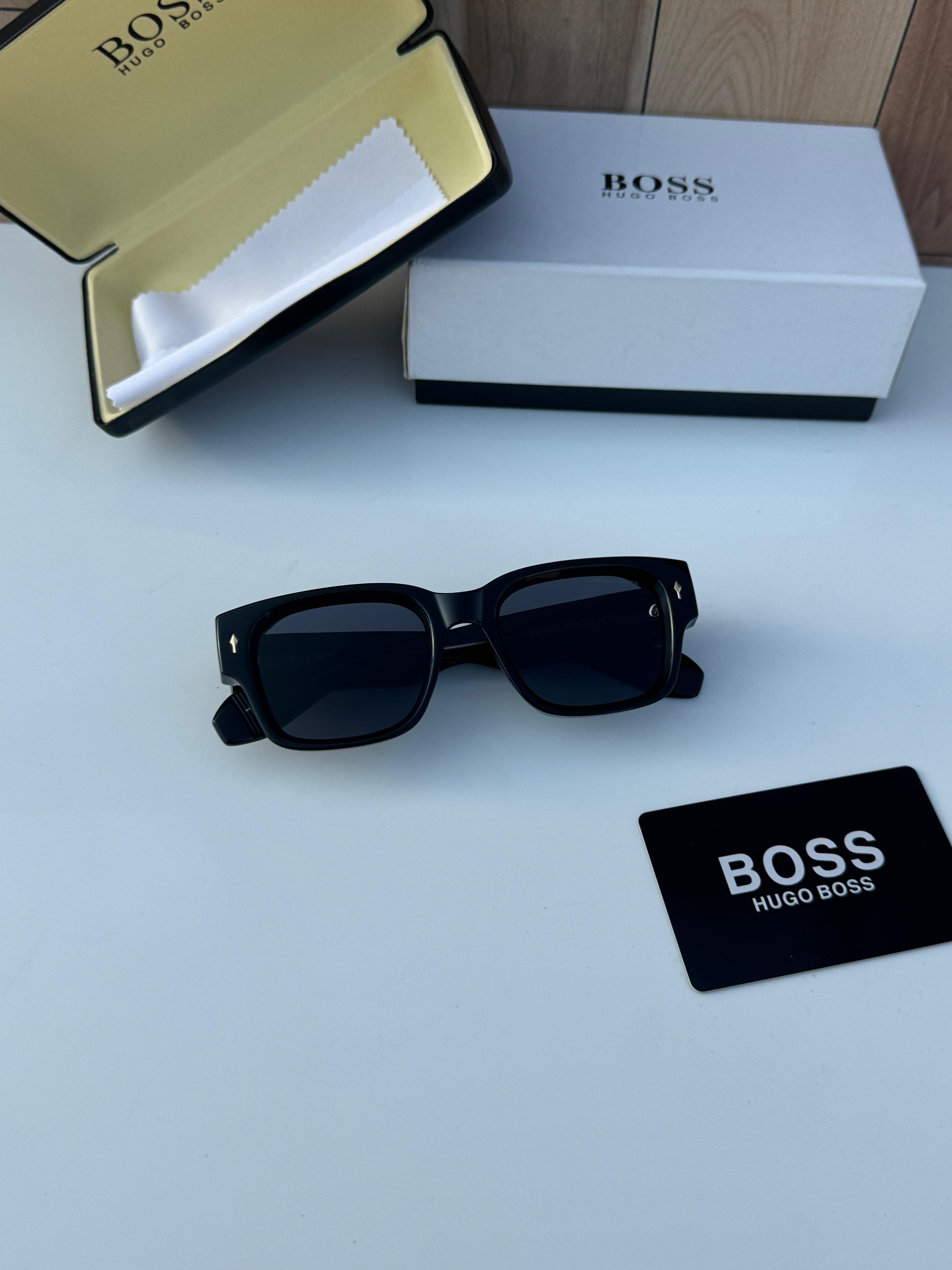 HUG 448 SUNGLASS