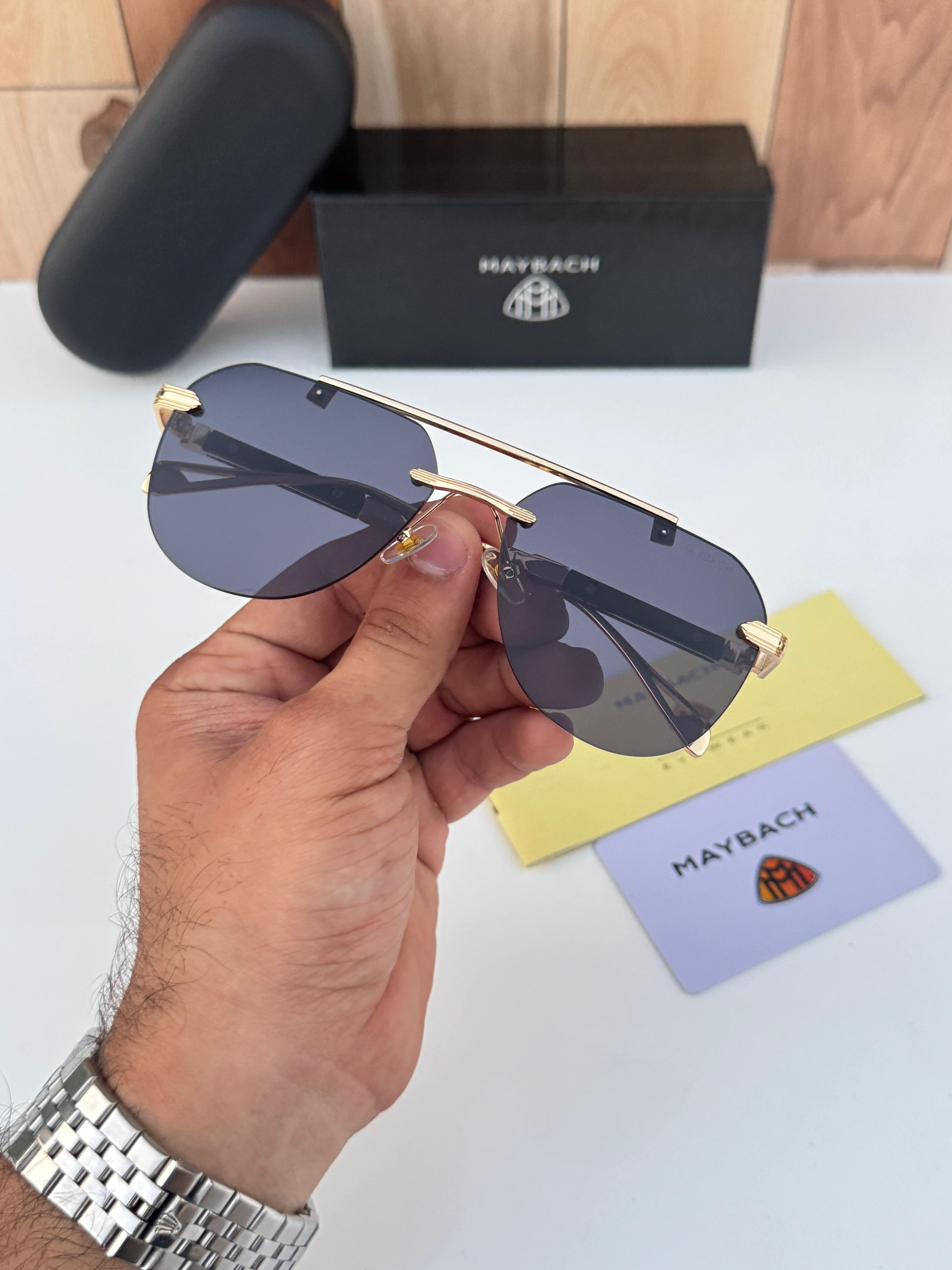 mAY 194 SUNGLASS