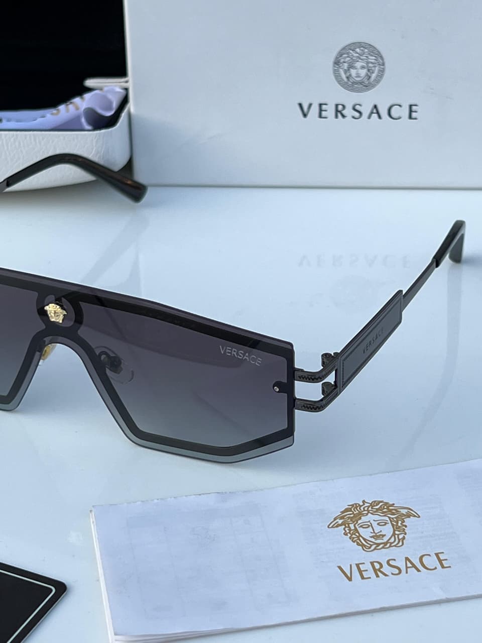 VER 594 SUNGLASS
