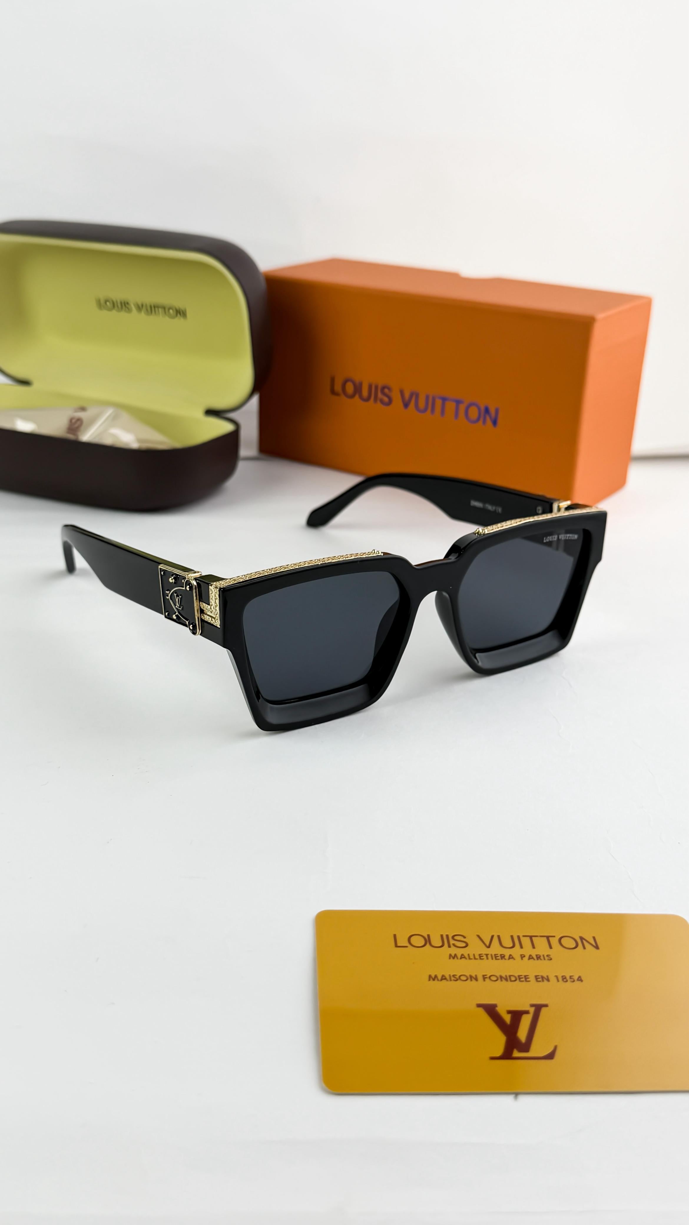 LOU 126 SUNGLASS