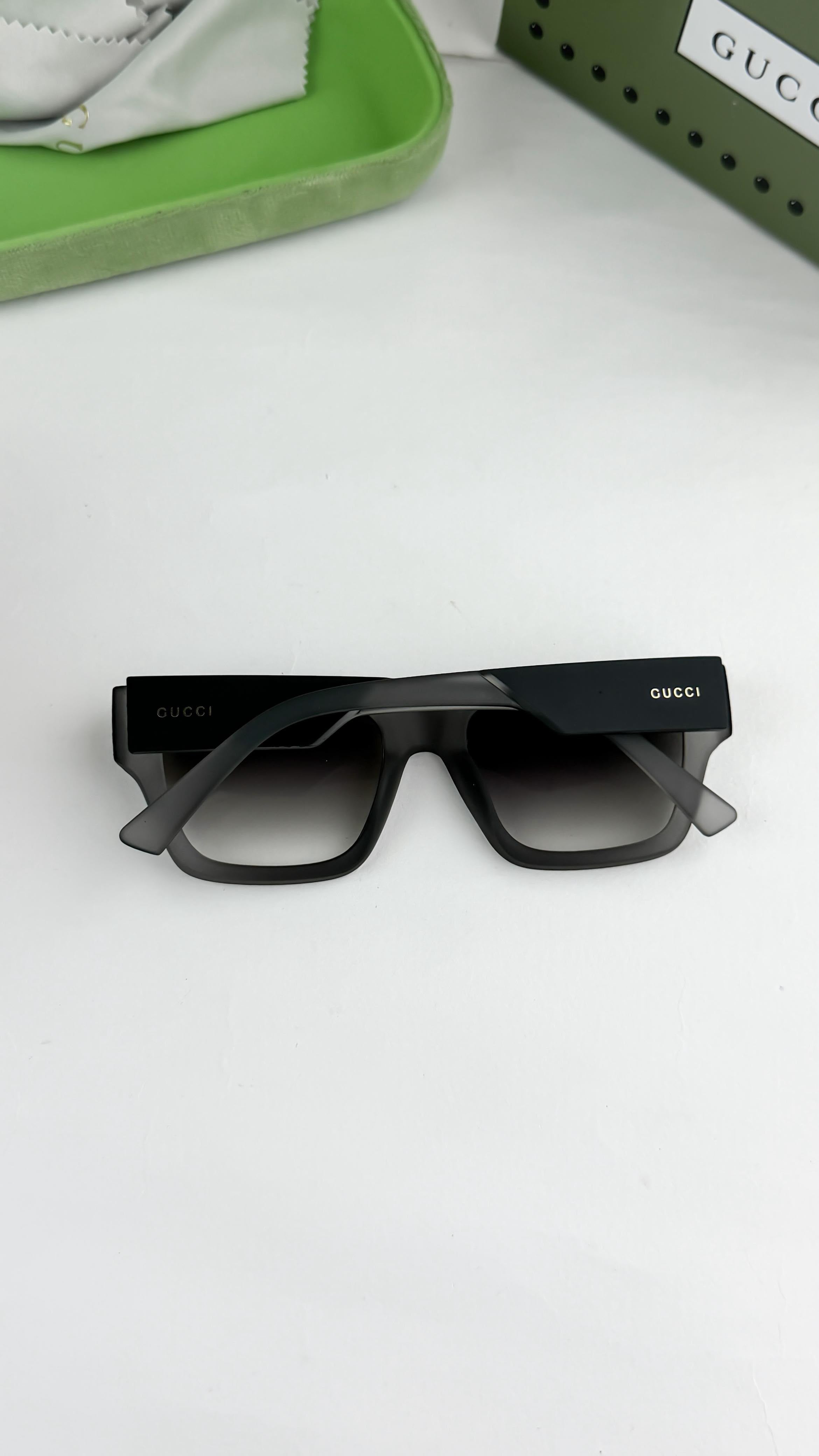 GUC_CI GREY BLACK 1668