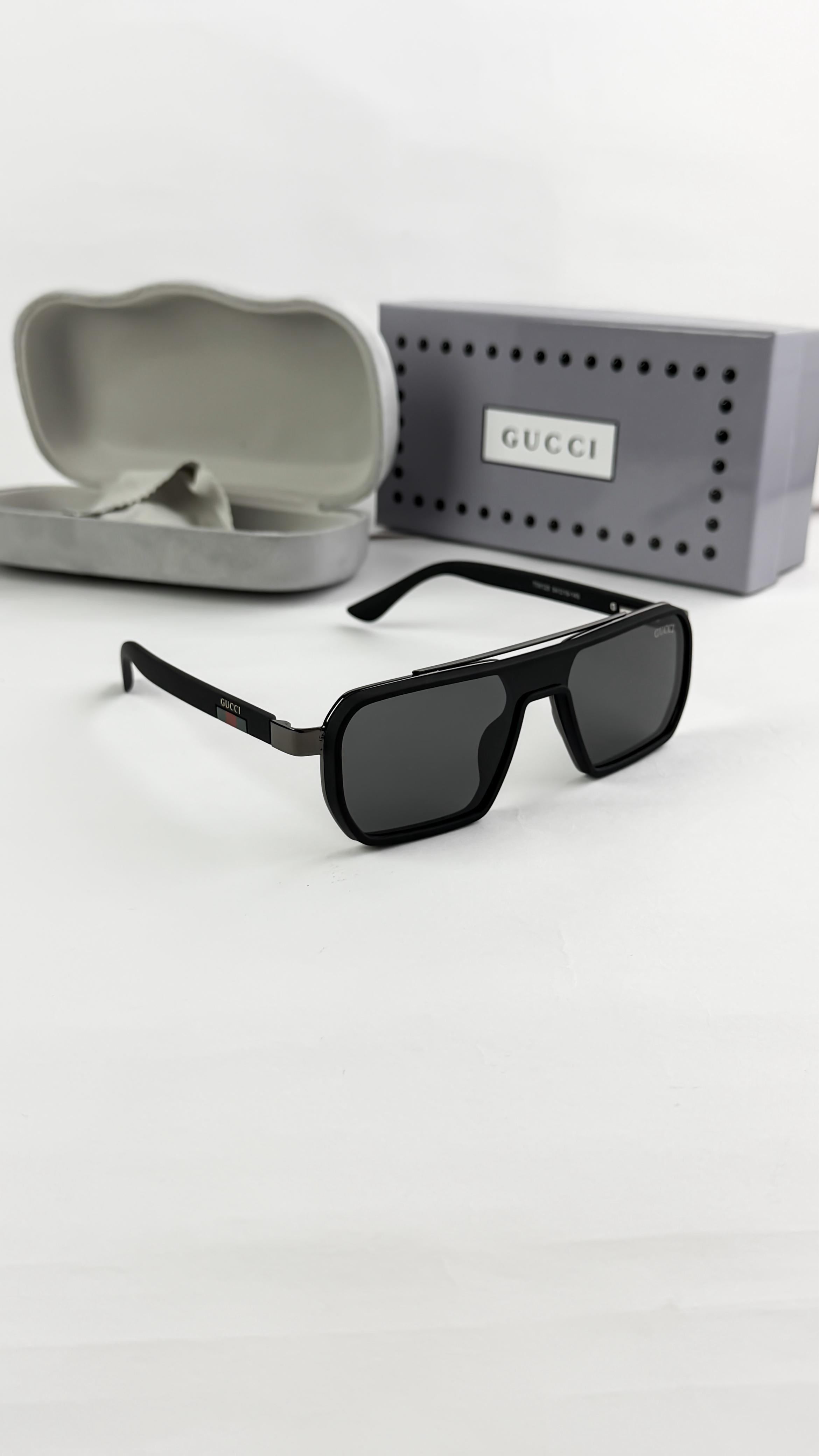 GUC_CI BLACK 9125