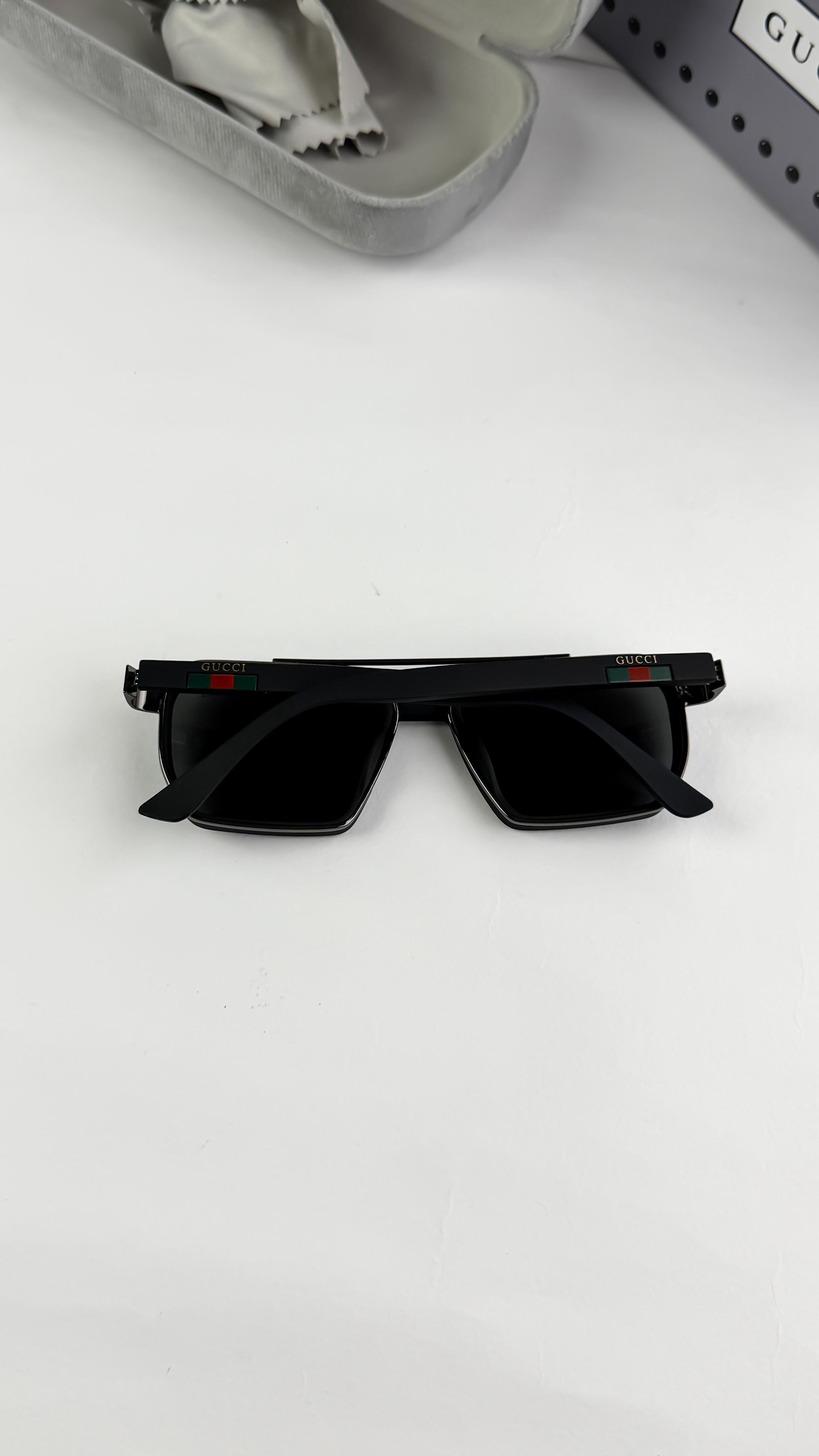 GUC_CI BLACK 9125