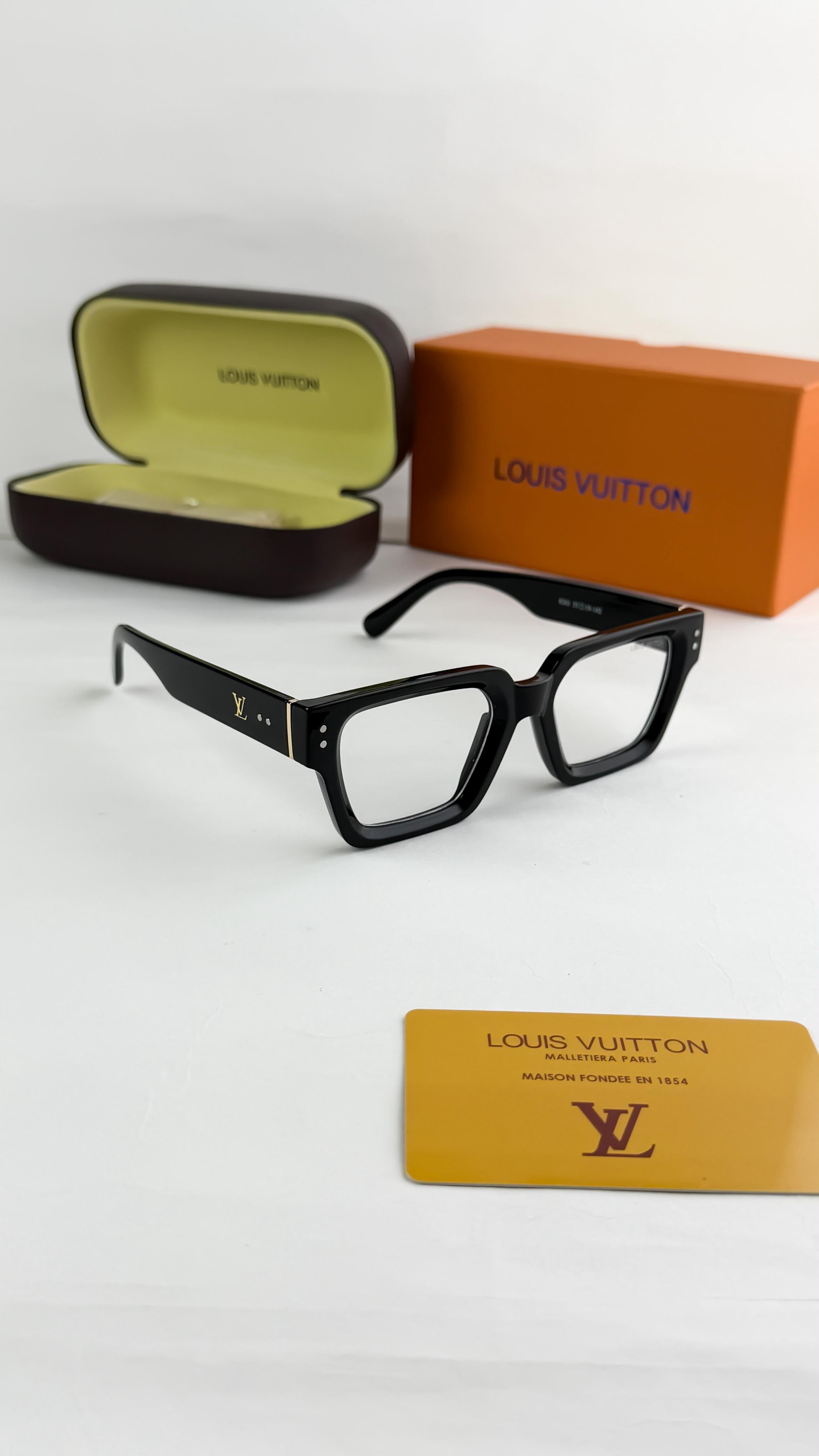 LOU_IS VUIT_TON BLACK PLANO 826