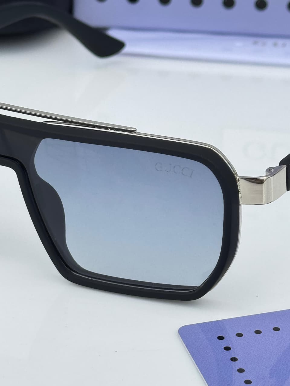 Guc_ci 9125 silver blue